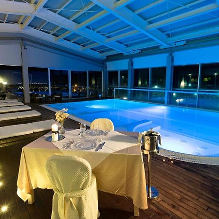 Hotel Horizon Montegranaro Bagian luar foto